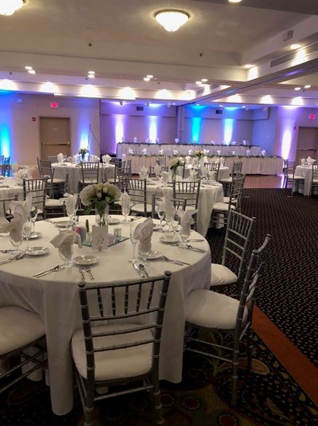 Northfield Inn Suites & Conference Center