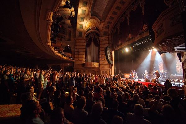 Paramount Theatre Cedar Rapids