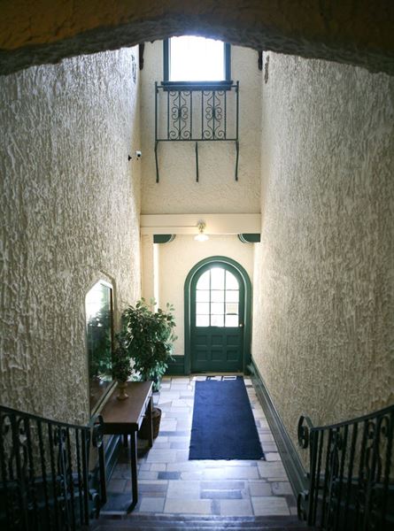 The Senate Luxury Suites