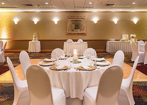 Holiday Inn - Galveston-On The Beach