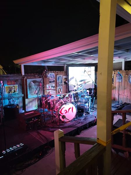 Casselberrys Patio Bar