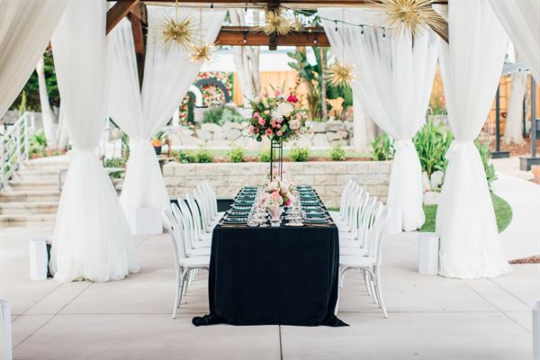 The Illusion on Grand