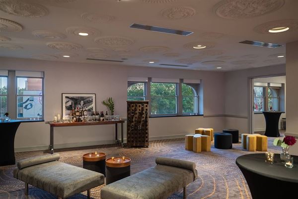 Renaissance Des Moines Savery Hotel