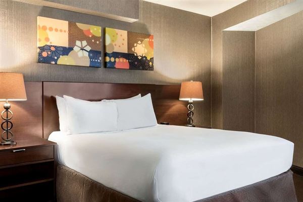 Wyndham Springfield City Centre