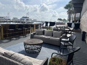 SubMarina Beachside Deck