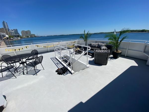 Yankee Lady Yacht Charters