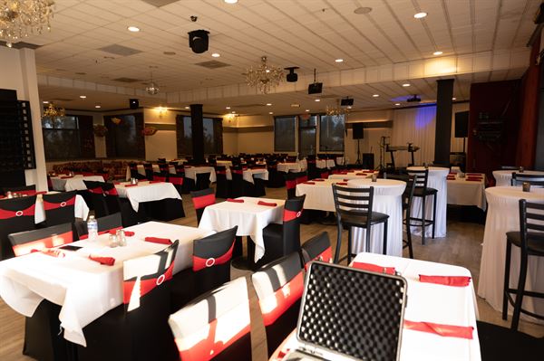 Saffrono Lounge Bar & Grill