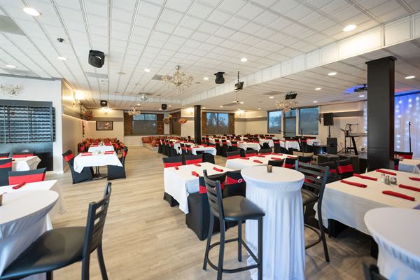 Saffrono Lounge Bar & Grill