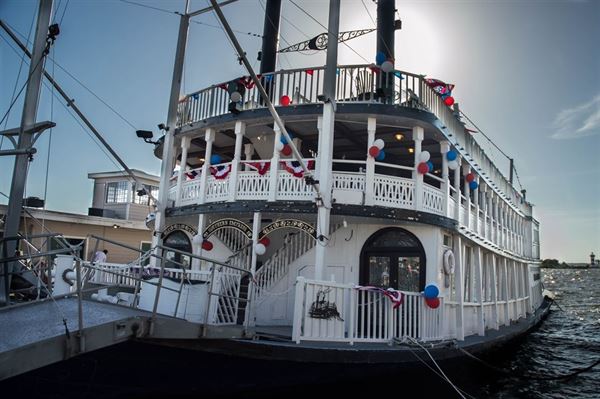 The Southern Empress Cruises