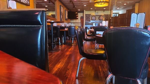 Johnny's Kitchen and Tap