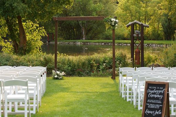 Log Haven Restaurant