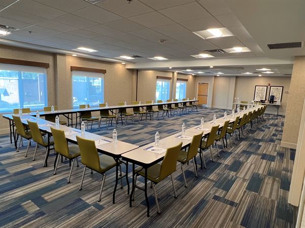 Holiday Inn Express & Suites Asheville Downtown