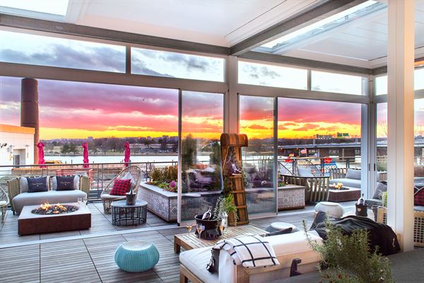 Officina At The Wharf