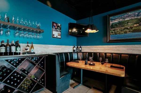 The Grove, Cucina & Wine