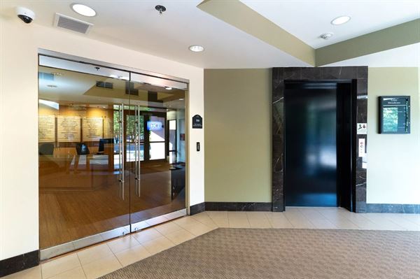 Meadows Executive Office Suites