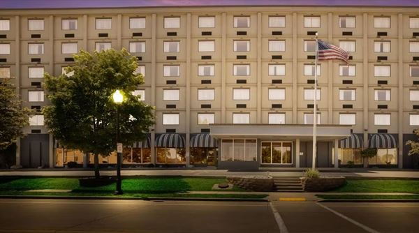 Best Western - Riverfront Inn