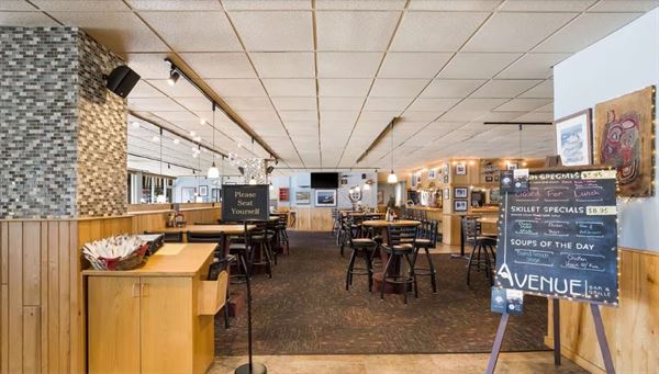 Best Western - Riverfront Inn