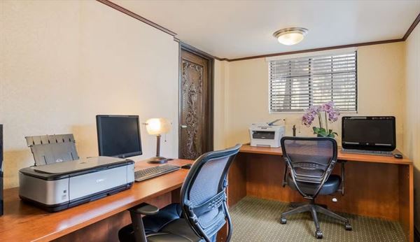 Best Western - Big Bear Chateau