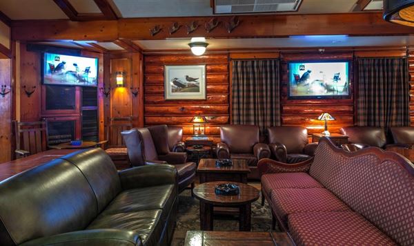 Shelly's Back Room Cigar Bar