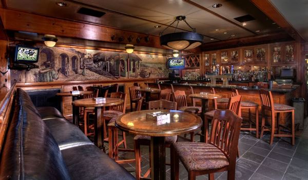 Shelly's Back Room Cigar Bar