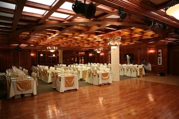 Red and Green Steakhouse