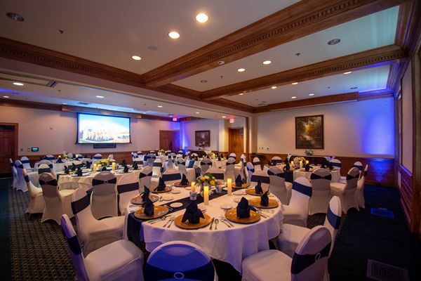 Historic Boone Tavern Hotel & Restaurant