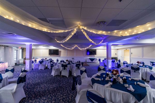 Historic Boone Tavern Hotel & Restaurant