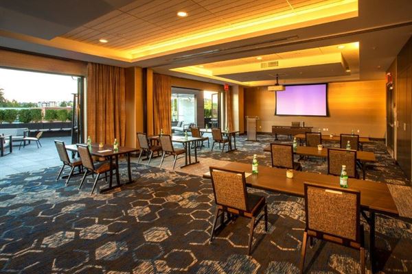 Hilton Garden Inn Redmond Seattle- Fall Savings Await You! We have some dates still available