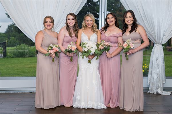 MAHARUS PHOTOGRAPHY LLC