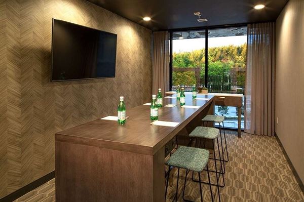 Hilton Garden Inn Redmond Seattle- Fall Savings Await You! We have some dates still available