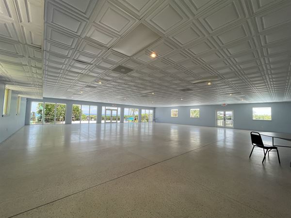 Oceanfront at Windmill