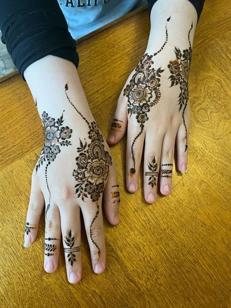 henna_by_vish