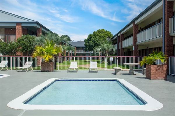 Conference Center - Days Inn by Wyndham Mobile I-65