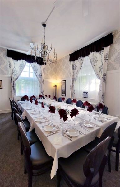 Club 300 & Nucky's Speakeasy