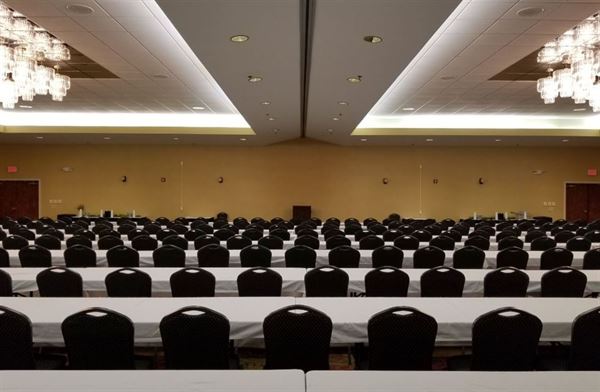 Best Western PLUS Eau Claire Conference Center