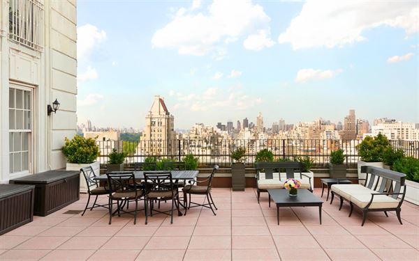 The Pierre A Taj Hotel