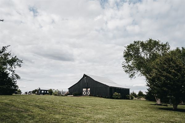 Black Barn at Stone Creek