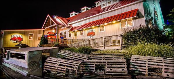 Hooper's Crab House & Sneaky Pete's