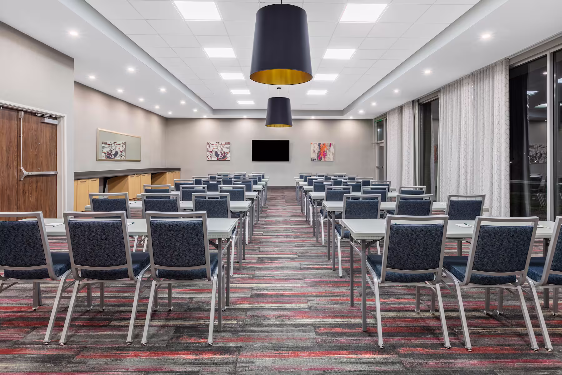 La Quinta Inn and Suites by Wyndham Lewisville