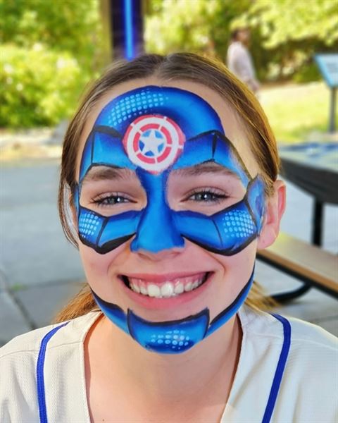 Hoopla Face Painting & Balloons LLC