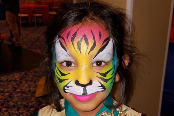 Hoopla Face Painting & Balloons LLC