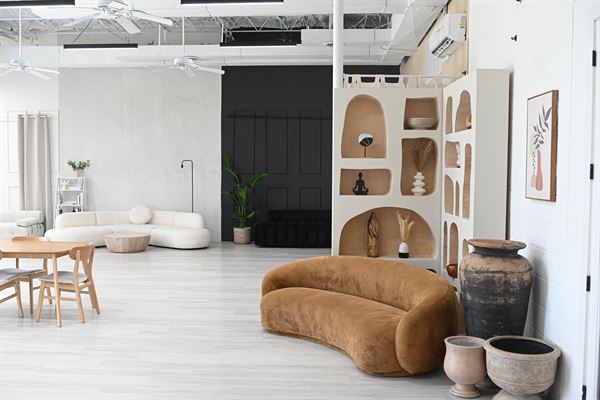 The Blank Canvas Space