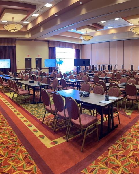 Embassy Suites Loveland - Hotel, Spa & Conference Center