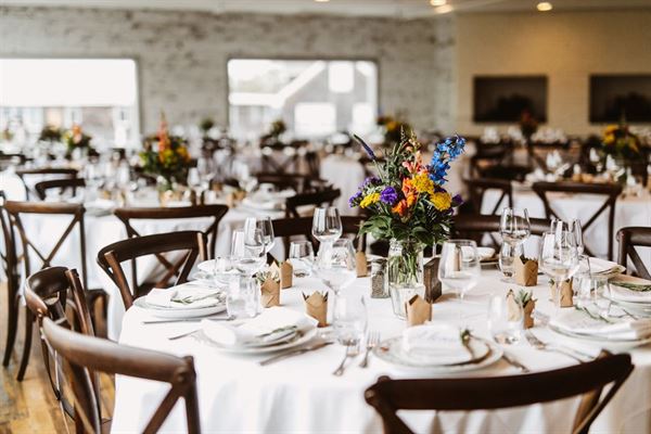 Daymark Bar & Restaurant