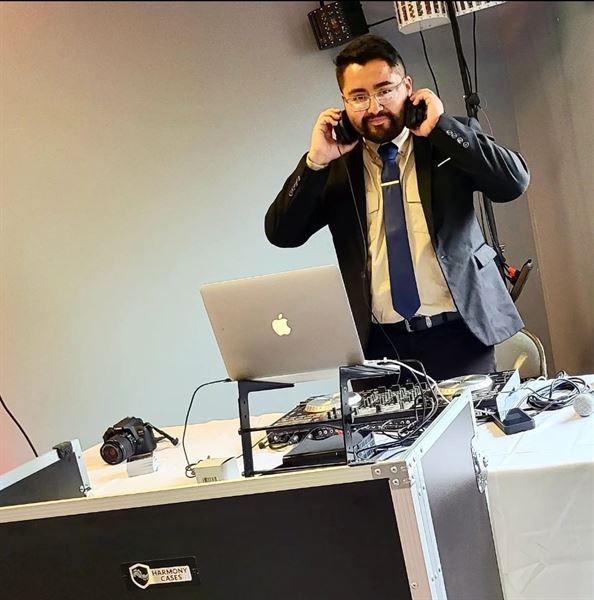 Marley Music & Photobooth LLC