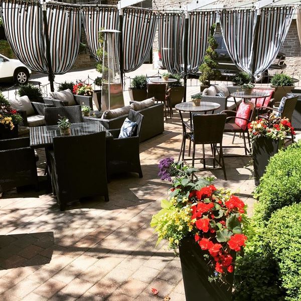 Shuck Seafood + Raw Bar