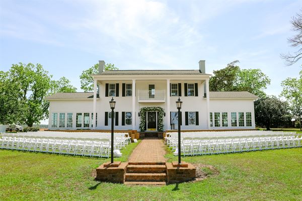 Dutch Ford Farm Wedding and Event Venue