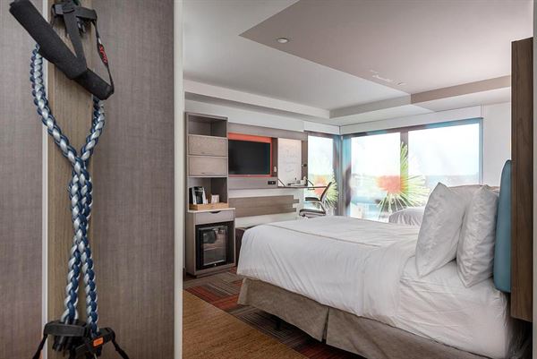 EVEN Hotels Brooklyn