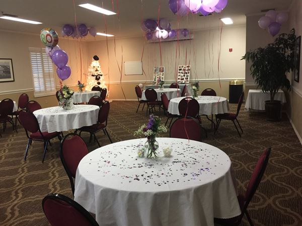 Ashmore Inn & Suites