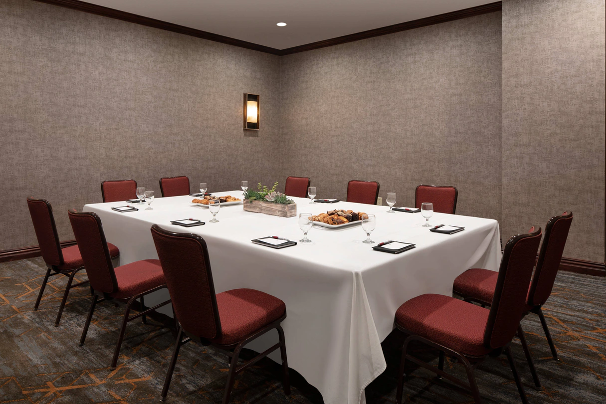 Marriott Riverside at the Convention Center